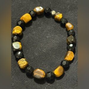 Tiger Eye and Black onyx Beaded Bracelet